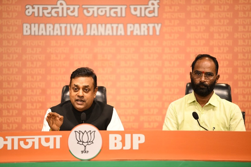 राहुल गांधी बने कांग्रेस के नए मणिशंकर अय्यर? संबित पात्रा का हमला, कहा– गालियों से नहीं चलती राजनीति