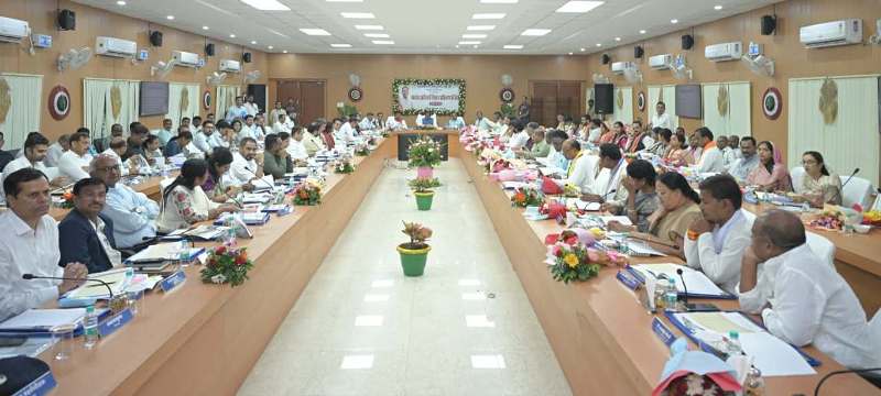 आदिवासी विकास को मिला नया आयाम: मुख्यमंत्री विष्णुदेव साय ने बढ़ाया बजट 50 से 75 करोड़, कोरबा में हुई मध्य क्षेत्र प्राधिकरण की अहम बैठक