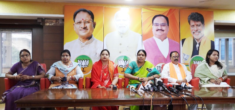 मातृ-शक्ति का अपमान कांग्रेस की पहचान बन गया है, भाजपा महिला मोर्चा करेगी कांग्रेस कार्यालय का घेराव – प्रदेश अध्यक्ष श्रीमती विभा अवस्थी