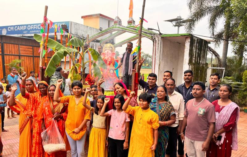 मुख्यमंत्री निवास बगिया में गणेश उत्सव का भव्य समापन, शोभायात्रा और विसर्जन में उमड़ा जनसैलाब