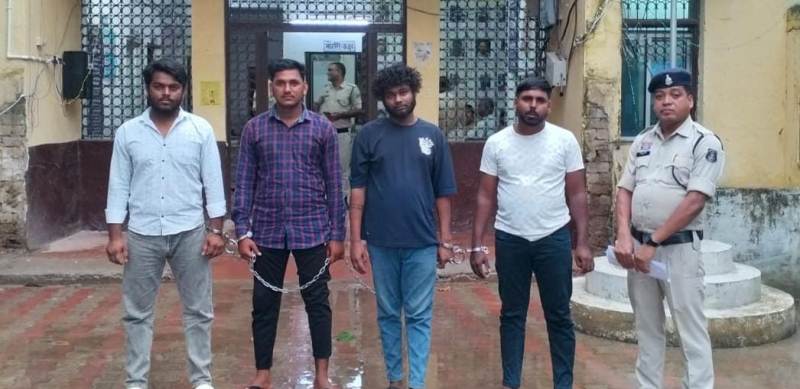 रॉड-डंडे से मारपीट कर दी जान से मारने की धमकी, पुलिस की ताबड़तोड़ कार्रवाई में 4 आरोपी सलाखों के पीछे