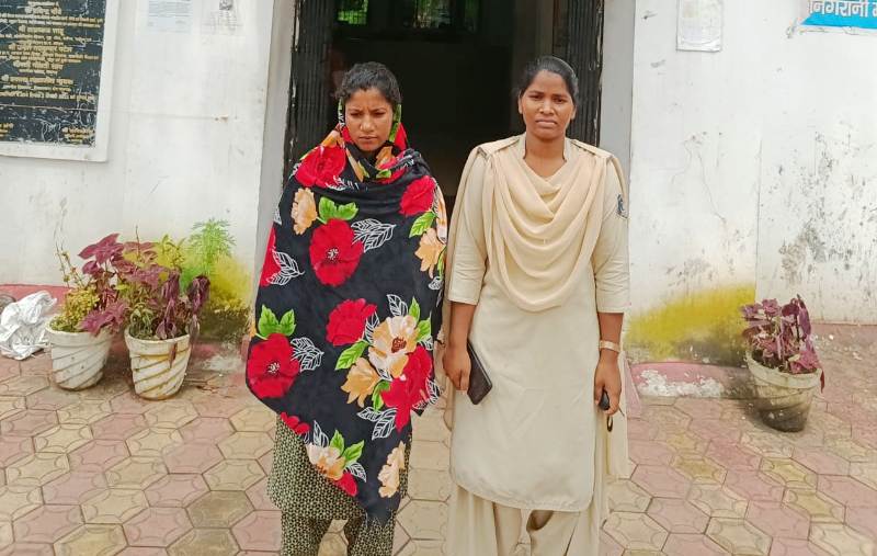 कोतवाली पुलिस की बड़ी कार्रवाई : कोतवाली पुलिस ने पकड़ा नशे का रैकेट, जोगीडीपा में महिला के घर से नशीली इंजेक्शन और रकम जब्त, आरोपी महिला गिरफ्तार, रायगढ़ पुलिस द्वारा एनडीपीएस एक्ट के अन्तर्गत की गई कार्यवाही.