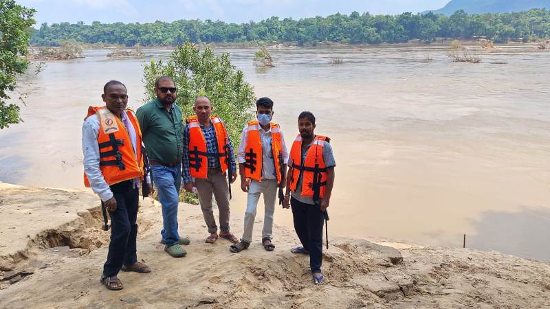 ‘स्वस्थ नारी, सशक्त परिवार’ अभियान में स्वास्थ्य विभाग ने नक्सल प्रभावित क्षेत्रों में गर्भवती महिलाओं और बच्चों को पहुँचाया जीवनरक्षक सेवाएँ