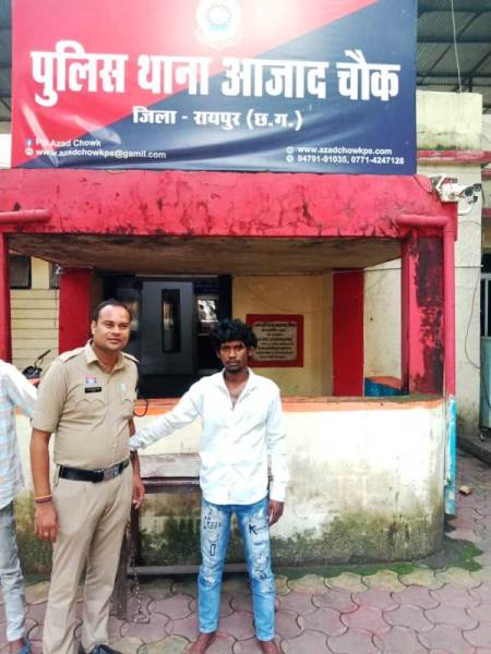 पुलिस की कार्रवाई : आजाद चौक में चाकू लहराकर जनता को डराने वाला आरोपी चाकू के साथ हुआ गिरफ्तार, भेजा गया जेल.