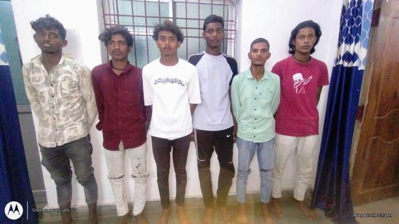 बिलासपुर में जन्मदिन पार्टी का वीडियो वायरल : रतनपुर हाईवे किनारे तलवार से केक काटकर मनाया गया था जन्मदिन, रतनपुर में नौ विधि से संघर्षरत बालकों सहित 15 आरोपी गिरफ्तार.