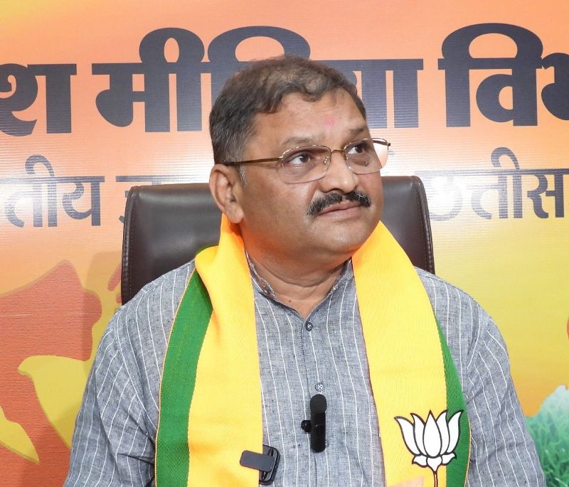 भ्रष्टाचार का टैक्स है कांग्रेस का सीएसटी, देश को विकास की राह पर ले जा रहा है जीएसटी – संतोष पांडेय