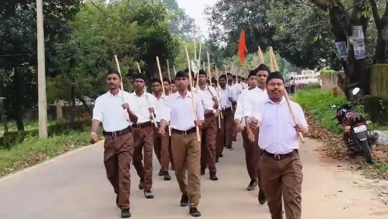 जशपुर में विजयादशमी पथ संचलन की गूंज : संघ शताब्दी वर्ष पर जशपुर तैयार, छह बस्ती स्तर पर होगा भव्य विजयादशमी पथ संचलन, शताब्दी वर्ष पर 06 बस्तियों से गुज़रेगा अनुशासन और संगठन का संदेश.