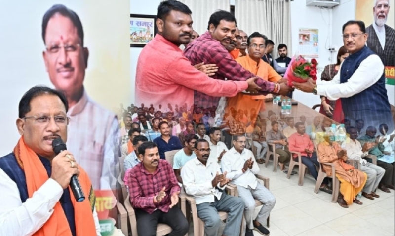 गंगरेल डुबान क्षेत्र के मछुआरों को बड़ी सौगात, मुख्यमंत्री विष्णु देव साय ने दिलाया मछली पालन का पुनः अधिकार और दिए कई आश्वासन, कहा- वंचित वर्ग के उत्थान और जनसुविधाओं के विस्तार के लिए सरकार निरंतर प्रतिबद्ध