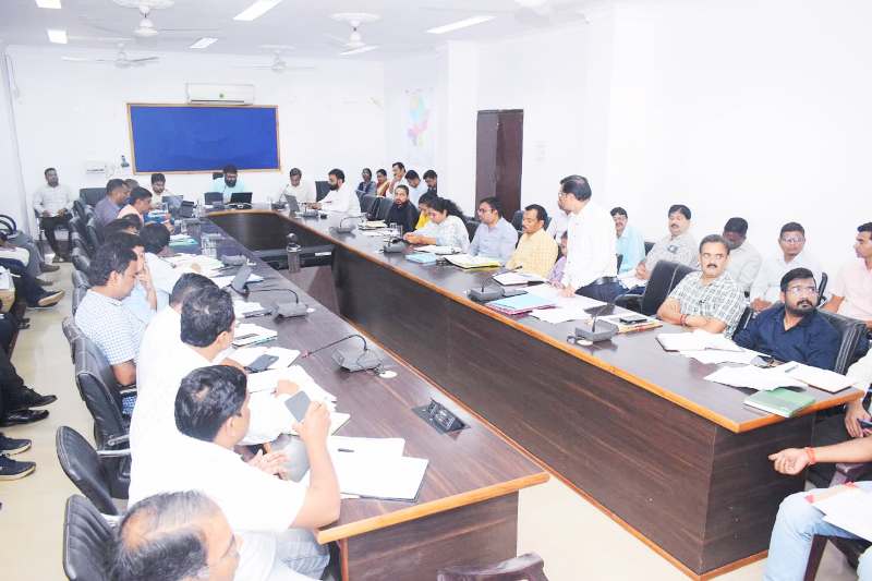 जशपुर में बड़ा खुलासा: फर्जी दस्तावेज़ से मिला भोजन ठेका, कलेक्टर ने कहा – ‘भोजन की गुणवत्ता से कोई समझौता नहीं!’