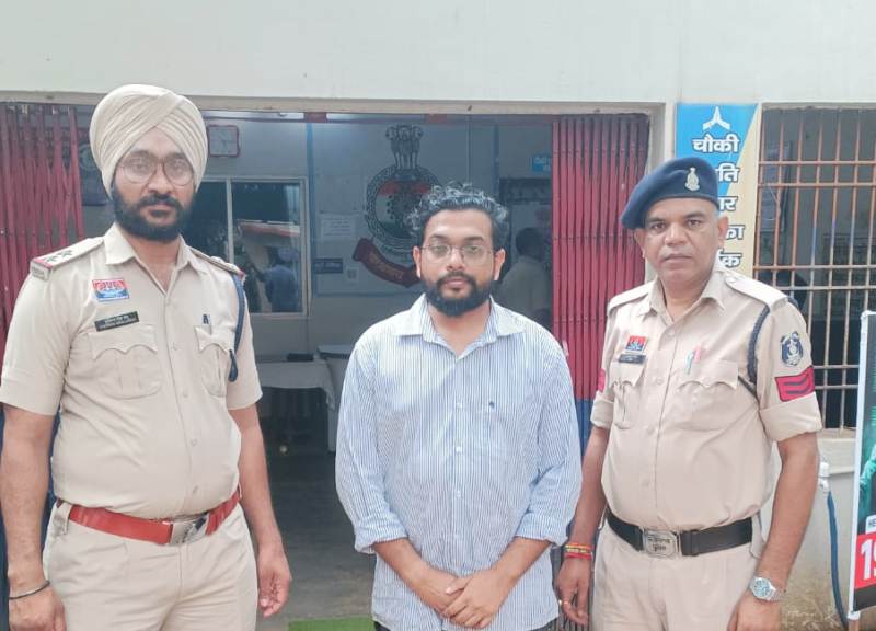 निवेश के नाम पर 7 करोड़ की धोखाधड़ी, पुलिस ने पकड़ा मास्टरमाइंड सोमेन्द्र पाटिल — लग्जरी कार व गूगल फोन जब्त