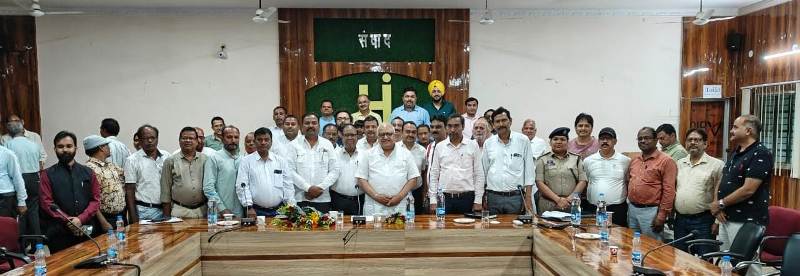 जशपुर में राष्ट्रीय अल्पसंख्यक आयोग के सदस्य प्रकाश मोदी की बैठक, जैन, मुस्लिम, सिख व ईसाई समाज के प्रतिनिधियों से संवाद, पारदर्शी योजनाओं के लाभ पर दिया जोर