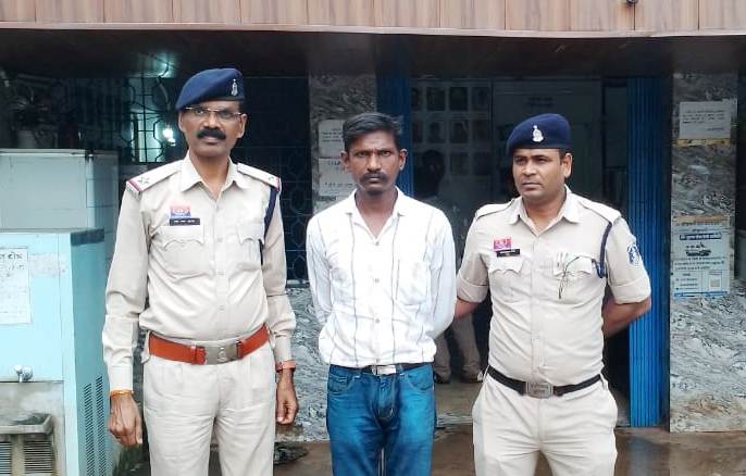 म्यूल अकाउंट के जरिए सायबर ठगी का खुलासा : पुलिस ने आरोपी को किया गिरफ्तार, ₹4.29 लाख की रकम हुई जब्त