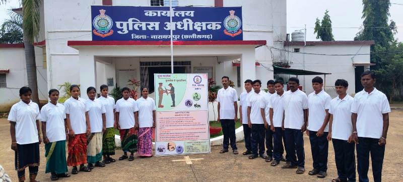 नारायणपुर में बड़ी सफलता : 70 लाख के ईनामी 07 महिला सहित 16 नक्सलियों ने किया आत्मसमर्पण, सुरक्षा बलों की सख़्त रणनीति का असर, शीर्ष कैडर के माओवादी हथियार डाल कर शांति की राह पर लौटे मुख्यधारा में.