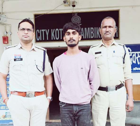 पुलिस ने 6.5 किग्रा गांजा बरामद कर आरोपी गिरफ्तार, उड़ीसा से अवैध मादक पदार्थ की खेप लाई जा रही थी