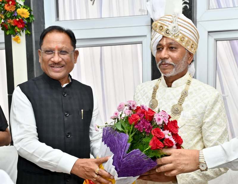 मुख्यमंत्री श्री साय गुरु खुशवंत साहेब के गृहप्रवेश कार्यक्रम में हुए शामिल : धर्मगुरु गुरु बालदास साहेब जी को दी जन्मदिन की शुभकामनाएं