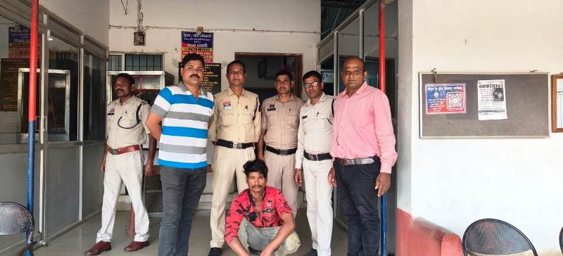 टेलर चोरी का खुलासा : अम्बिकापुर में टेलर वाहन चोरी, मणीपुर पुलिस की त्वरित कार्रवाई से आरोपी गिरफ्तार, 35 लाख की संपत्ति सुरक्षित.