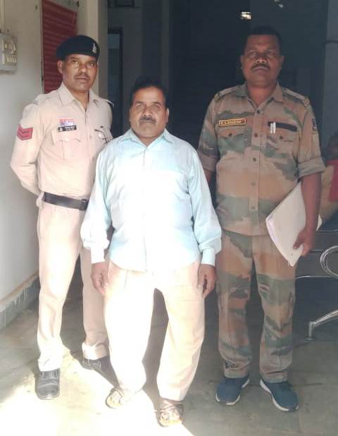 पुलिस की त्वरित कार्रवाई : महिला सम्मान की रक्षा में लुंड्रा पुलिस सतर्क, शादी का झांसा देकर दुष्कर्म करने वाला फरार आरोपी गिरफ्तार कर भेजा गया न्यायिक अभिरक्षा में.