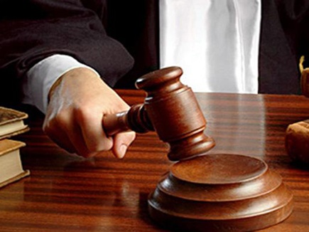 न्यायालय का बड़ा फैसला — अंधे कत्ल का पर्दाफाश, पत्नी और प्रेमी को उम्रकैद की सजा, डॉग स्क्वाड और कॉल डिटेल बने मुख्य साक्ष्य