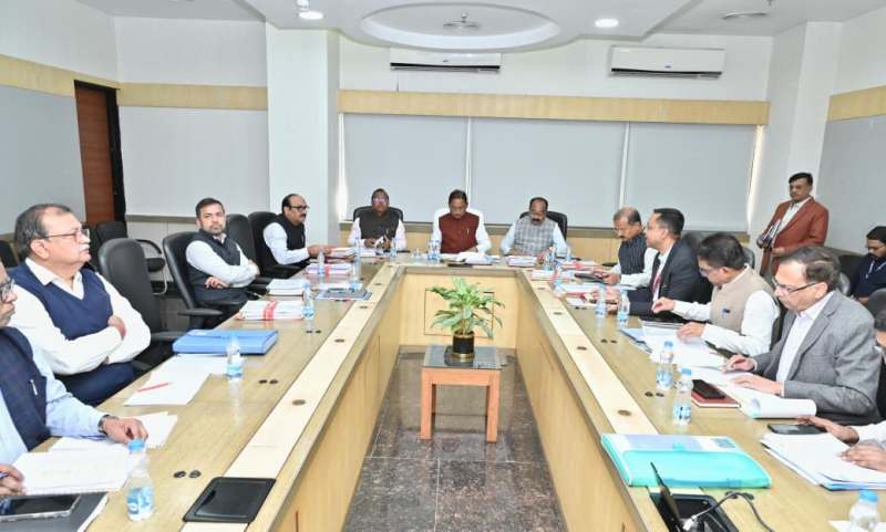 किसानों की आय बढ़ाने सरकार की बड़ी पहल—CM साय की अध्यक्षता में 33वीं बैठक में 14 नई सिंचाई परियोजनाओं को मंजूरी, मैदानी से बस्तर तक पानी की बड़ी सौगात