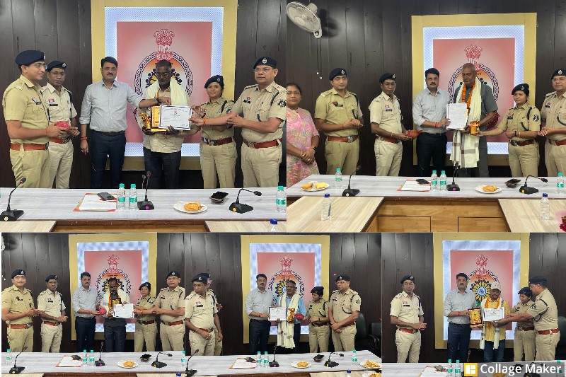 बिलासपुर पुलिस ने पांच जांबाज़ों को दी भावभीनी विदाई : सेवानिवृत्त हुए बिलासपुर पुलिस के पांच अधिकारी-कर्मचारी, एसएसपी रजनेश सिंह ने किया सम्मानित, एसएसपी ने स्मृति चिन्ह देकर दी शुभकामनाएं.