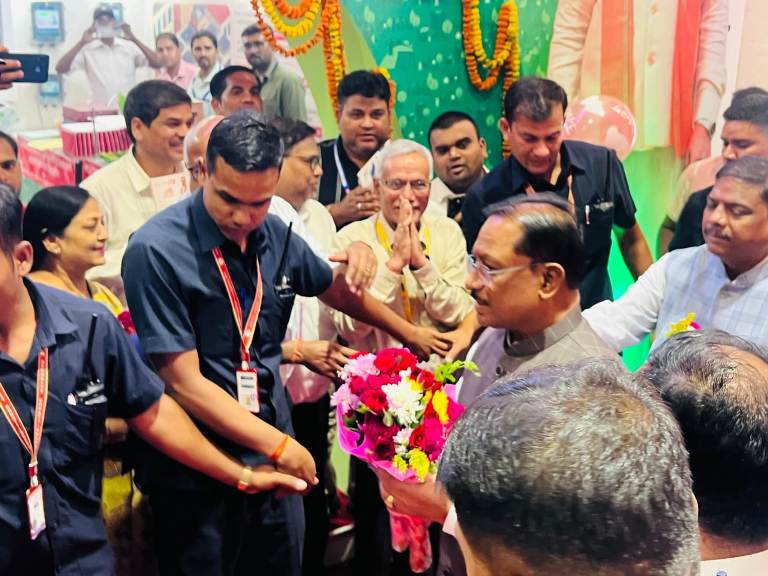 छत्तीसगढ़ राज्योत्सव में चमका ऊर्जा विभाग का मण्डप, मुख्यमंत्री ने सराहा सोलर और बायोगैस मॉडल प्रदर्शन