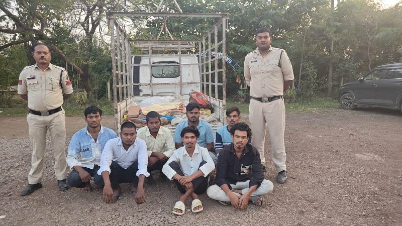 रातों-रात रसमड़ा इंडस्ट्रियल एरिया से लाखों का कॉपर तार उड़ा — पुलिस की सटीक कार्रवाई से पूरा गिरोह गिरफ्तार, वाहन और केबल बरामद