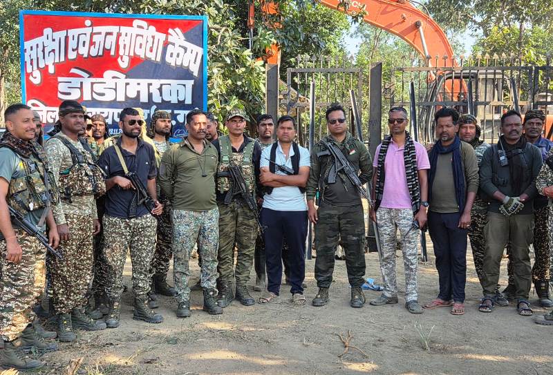 अबूझमाड़ में विकसित होता नया दौर : अबूझमाड़ में नक्सलियों को बड़ा झटका, नारायणपुर पुलिस ने डोडीमरका में खोला 18वां सुरक्षा कैम्प, डोडीमरका में शुरू हुआ पुलिस का नवीन जन-सुविधा कैम्प.