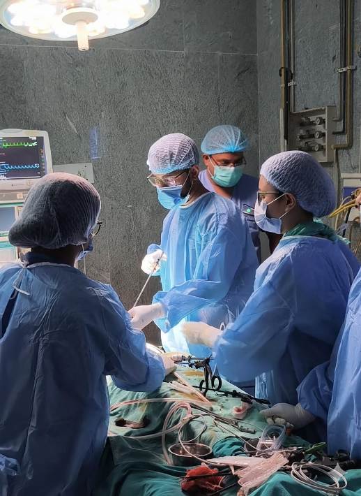 सिम्स बिलासपुर की बड़ी चिकित्सा उपलब्धि: लिवर के 10 सेमी हाइडेटिड सिस्ट का सफल लैप्रोस्कोपिक ऑपरेशन