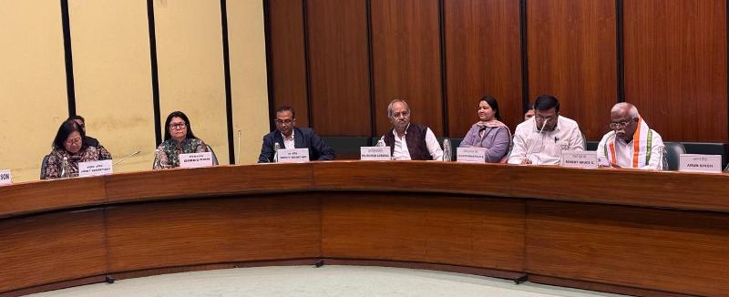 मिट्टी की सेहत से किसान की समृद्धि तक—संसदीय समिति में छत्तीसगढ़ की आवाज़ बने बृजमोहन अग्रवाल, बताए कृषि सुधार के 3 निर्णायक सूत्र