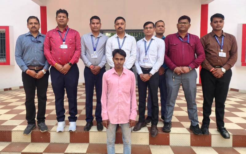 ऑपरेशन साइबर शील्ड : गूगल विज्ञापन के माध्यम से ठगी करने वाला अंतर्राज्यीय साइबर अपराधी पकड़ा गया, SBI ATM कार्ड के नाम पर 8 लाख की ठगी करने वाला आरोपी बंगाल से गिरफ्तार.