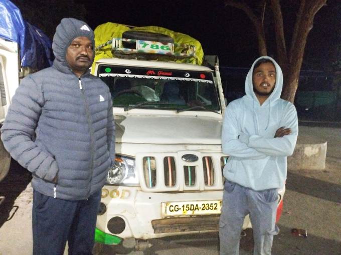 जशपुर पुलिस की बड़ी सफलता : झारखंड से लाया जा रहा 54 क्विंटल अवैध धान जब्त, धान कोचियों पर कसा शिकंजा, धान खरीदी सीजन में जशपुर पुलिस अलर्ट, सरहद पर रोका अवैध धान का बड़ा खेल.