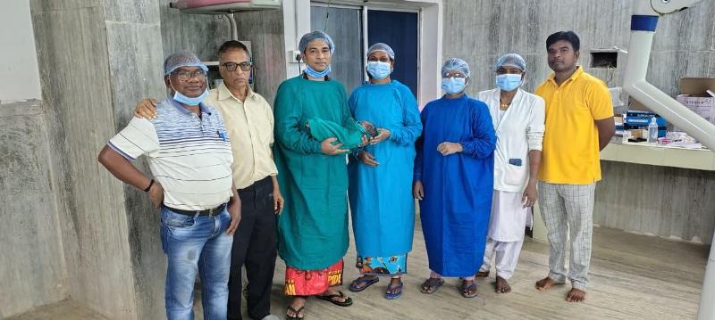 लंबे सफर का डर खत्म! मानपुर में शुरू हुई हाई-टेक सिजेरियन सेवाएँ—पहले ही दिन सफल डिलीवरी और 16 नसबंदी सर्जरी