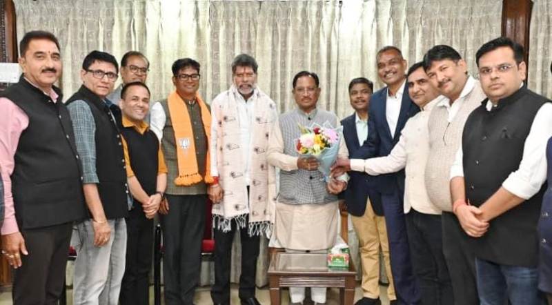 नई गाइडलाइन दरें बनीं आसान: मूल्यांकन प्रक्रिया में बड़े सुधारों पर CM साय को धन्यवाद देने पहुँचा क्रेडाई–रियल एस्टेट प्रतिनिधिमंडल