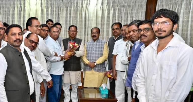 गुरु घासीदास जयंती महोत्सव के लिए मुख्यमंत्री विष्णु देव साय को आमंत्रण — लालपुर धाम में तीन दिवसीय विशाल मेला 18 से 20 दिसंबर तक