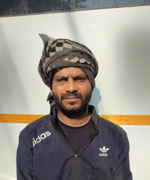 रायपुर–रतनपुर मार्ग बस आगजनी कांड का खुलासा—बस चालक की लापरवाही से दुर्घटना के बाद खलासी ने बदले की नीयत से लगा दी थी आग, आरोपी गिरफ्तार