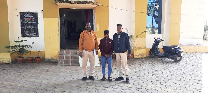 ऑपरेशन अंकुश : दो साल तक पुलिस को देता रहा चकमा, आखिरकार ‘ऑपरेशन अंकुश’ में धराया शातिर चोर, रात में चोरी-दिन में फरारी ! दो साल बाद जशपुर पुलिस ने किया हिसाब बराबर, गिरफ्तार कर भेजा गया जेल.