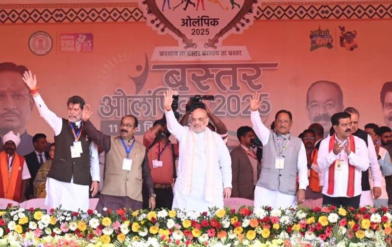 बस्तर अब विकास की राह पर सशक्त: मुख्यमंत्री साय ने कहा माओवाद से मुक्त गांवों में जनहितकारी योजनाओं का पूर्ण क्रियान्वयन, बंद स्कूल पुनः खुले, सड़क नेटवर्क और मूलभूत सुविधाओं से आमजन का विश्वास लगातार बढ़ा, बस्तर ओलंपिक 2025 में प्रतिभागियों को दी शुभकामनाएं