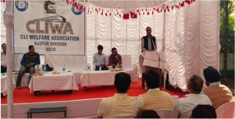 रेल सुरक्षा को सुदृढ़ करने की दिशा में बड़ा कदम: रायपुर मंडल में CLI बैठक, स्वचालित सिग्नलिंग व SPAD पर विशेष चर्चा