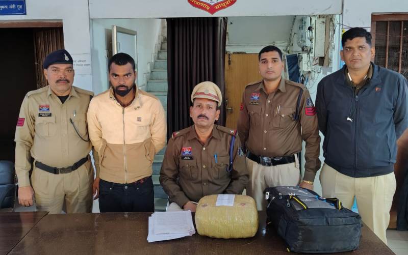 नशे के सौदागरों पर शिकंजा कसता पुलिस प्रशासन: सिरगिट्टी थाना क्षेत्र में मध्यप्रदेश का युवक गांजा बिक्री करते रंगेहाथ पकड़ा गया