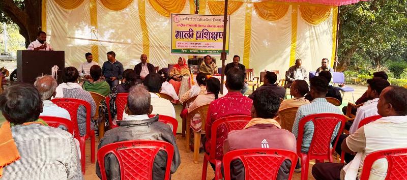 उद्यानिकी विभाग की रोजगारपरक पहल: जशपुर में 20 चयनित युवाओं को माली प्रशिक्षण, नर्सरी और उद्यान सेवाओं में मिलेंगे नए अवसर