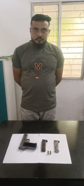 रायपुर पुलिस का बड़ा ऑपरेशन: टिकरापारा में पूर्व हत्या आरोपी तौकीर अहमद उर्फ बबलू बाटली गिरफ्तार, पिस्टल व जिंदा कारतूस समेत 2 मैग्जीन जब्त