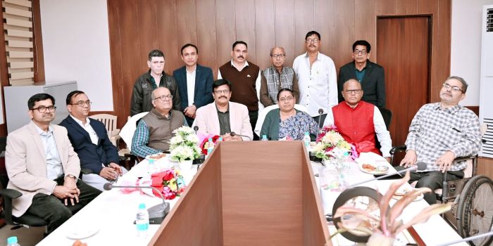 ट्रांसमिशन कंपनी से अधीक्षण अभियंता सहित 7 अधिकारी-कर्मचारी सेवानिवृत्त, गरिमामय समारोह में दी गई भावभीनी विदाई