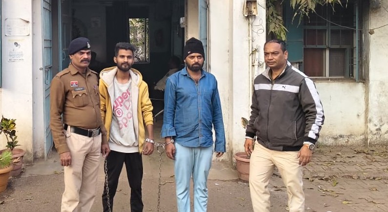 नशे के सौदागरों पर पुलिस का प्रहार: ऑपरेशन विश्वास के तहत चिट्टा तस्करी का भंडाफोड़, 1.12 लाख की अवैध सामग्री जब्त