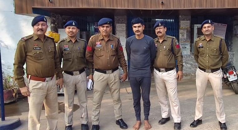 रातों-रात दो वारदात, पुलिस ने तोड़ी चोरों की साजिश: स्मृति नगर व नेहरू नगर चोरी कांड में एक आरोपी गिरफ्तार, दूसरा फरार