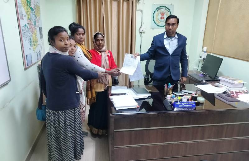 बजट से पहले आंगनबाड़ी संघ की मांग : 50 साल की सेवा, फिर भी असुरक्षित भविष्य—आंगनबाड़ी कार्यकर्ताओं की मांगें बजट में सम्मिलित करने की अपील, जशपुर में सौंपा गया मुख्यमंत्री के नाम ज्ञापन.