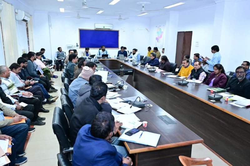 जशपुर में मुख्यमंत्री दौरे की तैयारियां तेज: बगीचा में आमसभा, स्वास्थ्य शिविर और विकास कार्यों की सौगात, कलेक्टर रोहित व्यास ने अधिकारियों को दिए सख्त निर्देश