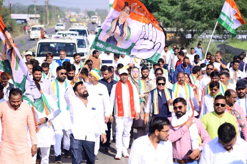 “मोदी सरकार मजदूरों से छीन रही काम का अधिकार” — मनरेगा कानून में बदलाव के विरोध में कांग्रेस की पदयात्रा, दीपक बैज बोले: गरीबों के रोजगार पर सीधा हमला