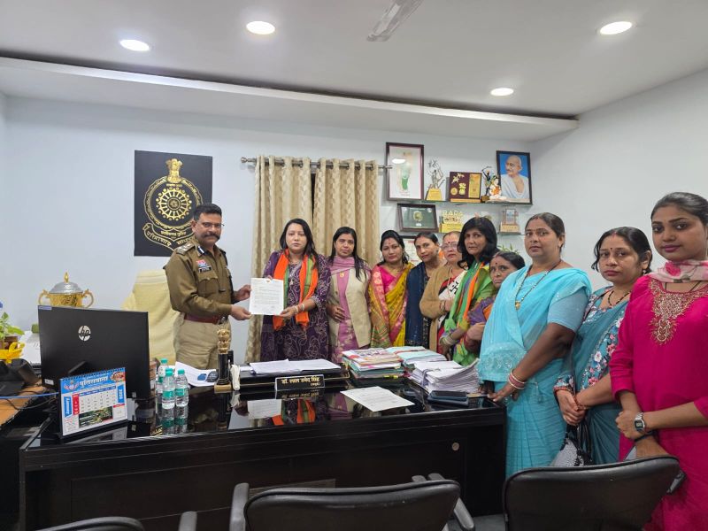 अजा-अजजा व पिछड़ा वर्ग की महिलाओं के अपमान का आरोप, भाजपा महिला मोर्चा ने कांग्रेस विधायक पर एससी-एसटी व ओबीसी कानून के तहत कार्रवाई की मांग सौंपा ज्ञापन