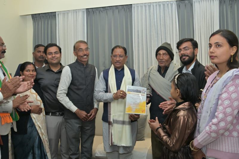 पीएम सूर्यघर योजना से रोशन हुआ सूरजपुर का घर, बिजली बिल में आई बड़ी कमी—मुख्यमंत्री ने बताया स्वच्छ और आत्मनिर्भर ऊर्जा की दिशा में सशक्त कदम