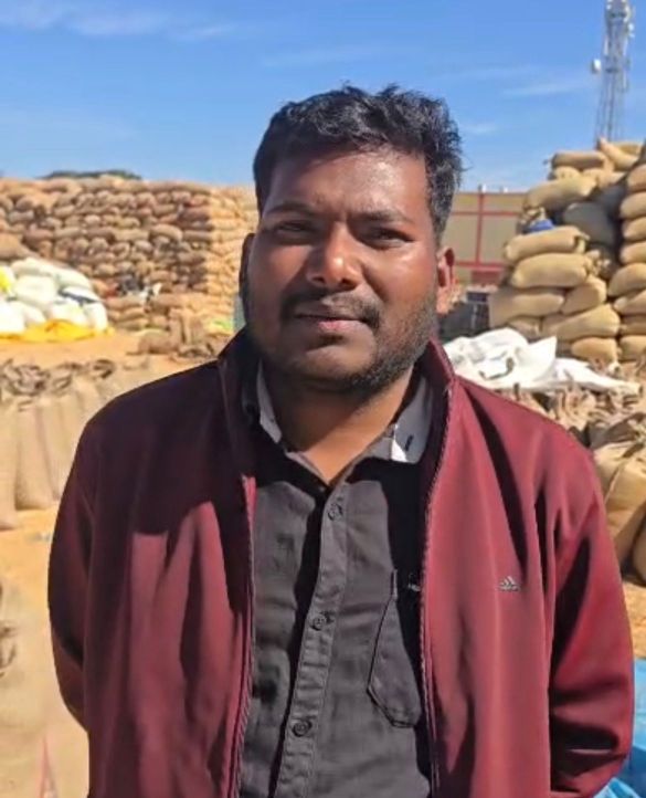 किसान हितैषी शासन की जमीन पर दिख रही तस्वीर: जशपुर के धान खरीदी केंद्रों में सुव्यवस्थित प्रबंधन, सहयोगात्मक स्टाफ और सुदृढ़ निगरानी से किसान निर्बाध रूप से कर रहे उपज का विक्रय